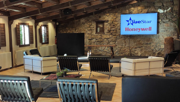 reunion_empresa_bluestar